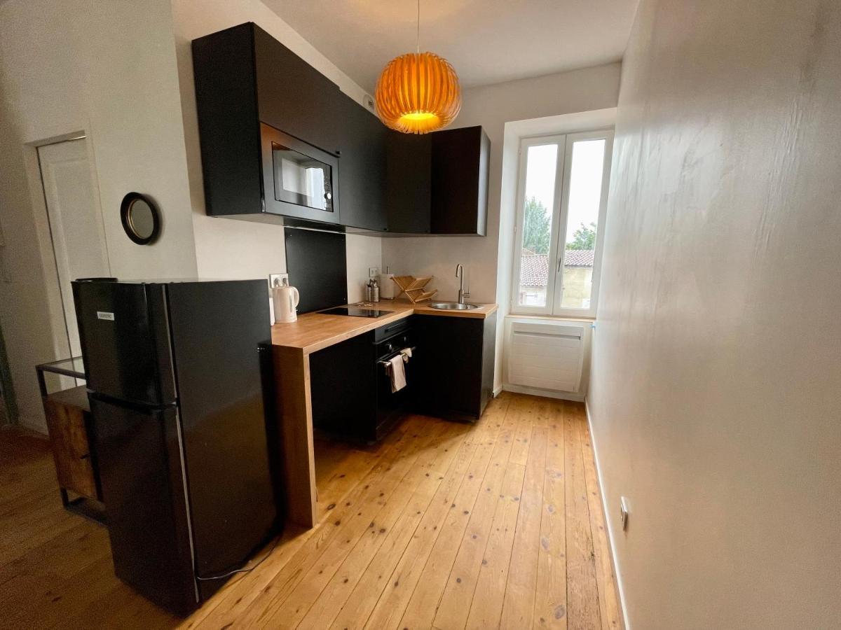 Le Lotus Bleu - Wifi - Netflix Apartman Angoulême Kültér fotó